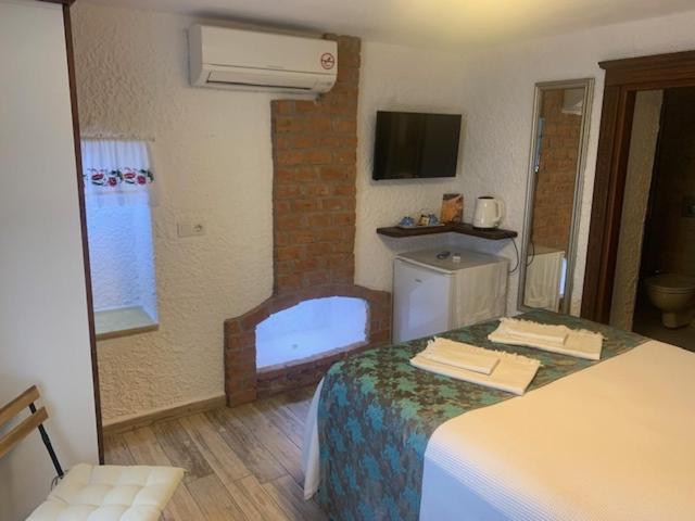 איזמיר Villa Teos Otel מראה חיצוני תמונה
